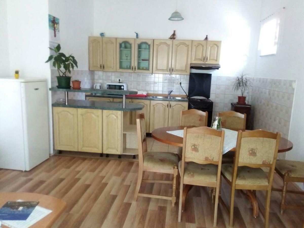 Apartment Zoki 1 Senj  Bagian luar foto